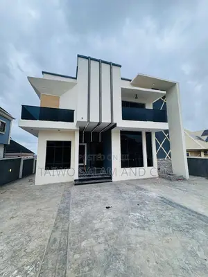 4bdrm Duplex in Akobo for sale