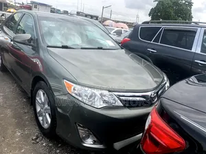 Toyota Camry LE 4dr Sedan (2.5L 4cyl 6A) 2013 Green