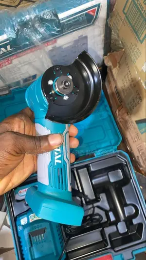 Total Li-Ion Mini Cut-Off Tool Tagli76012