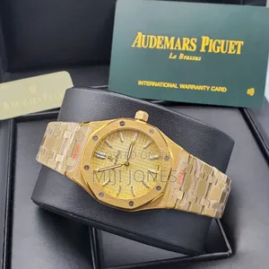 "Elegant Watch for the Modern Woman"
