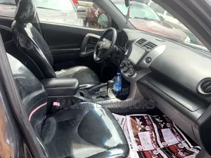 Toyota RAV4 Limited 2009 Gray