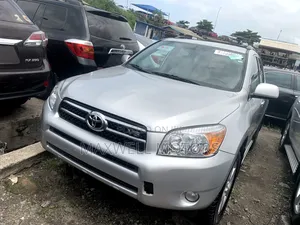 Toyota RAV4 Limited 2009 Silver