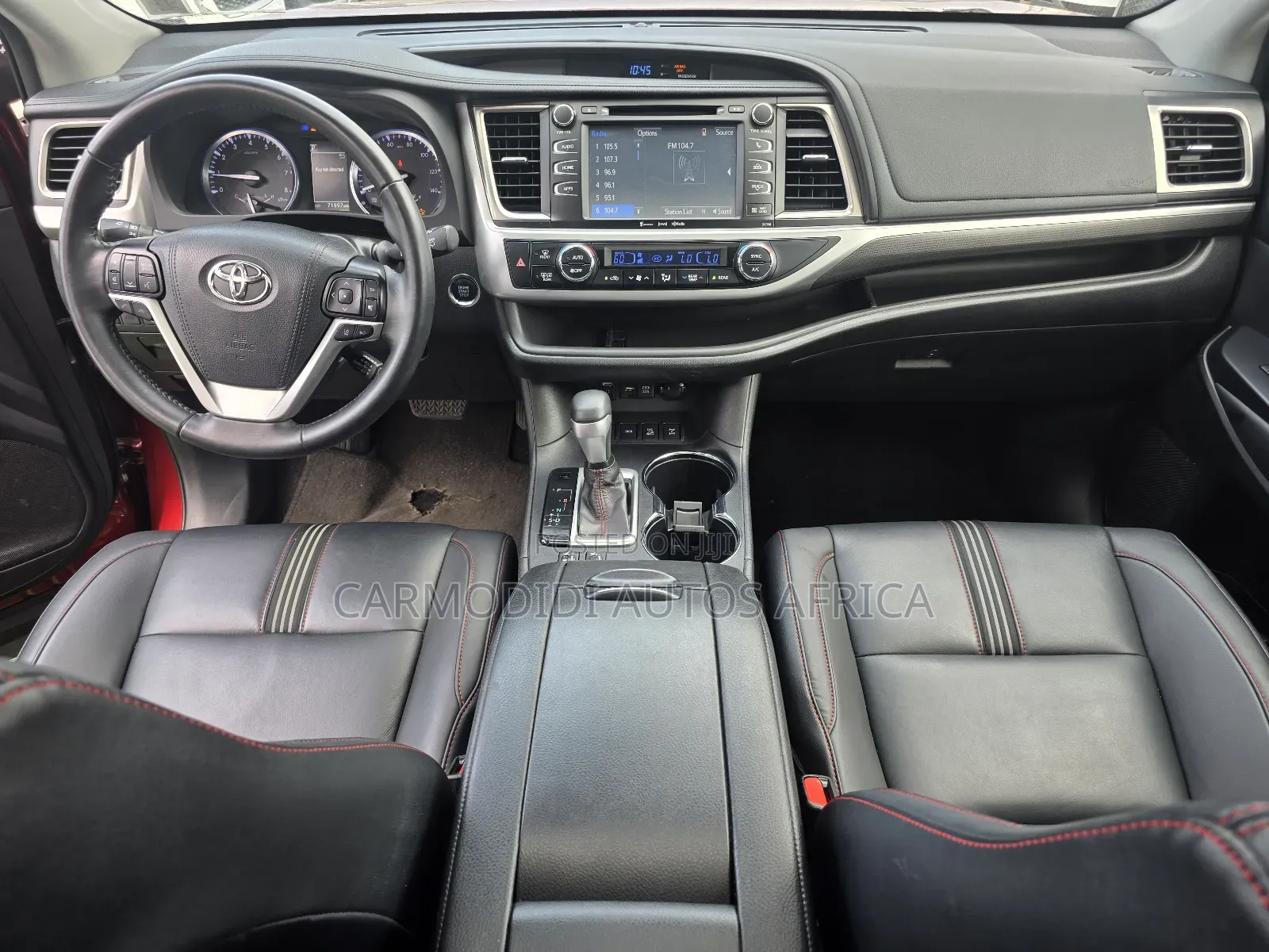 Toyota Highlander SE 2019 Burgundy