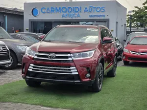 Toyota Highlander SE 2019 Burgundy