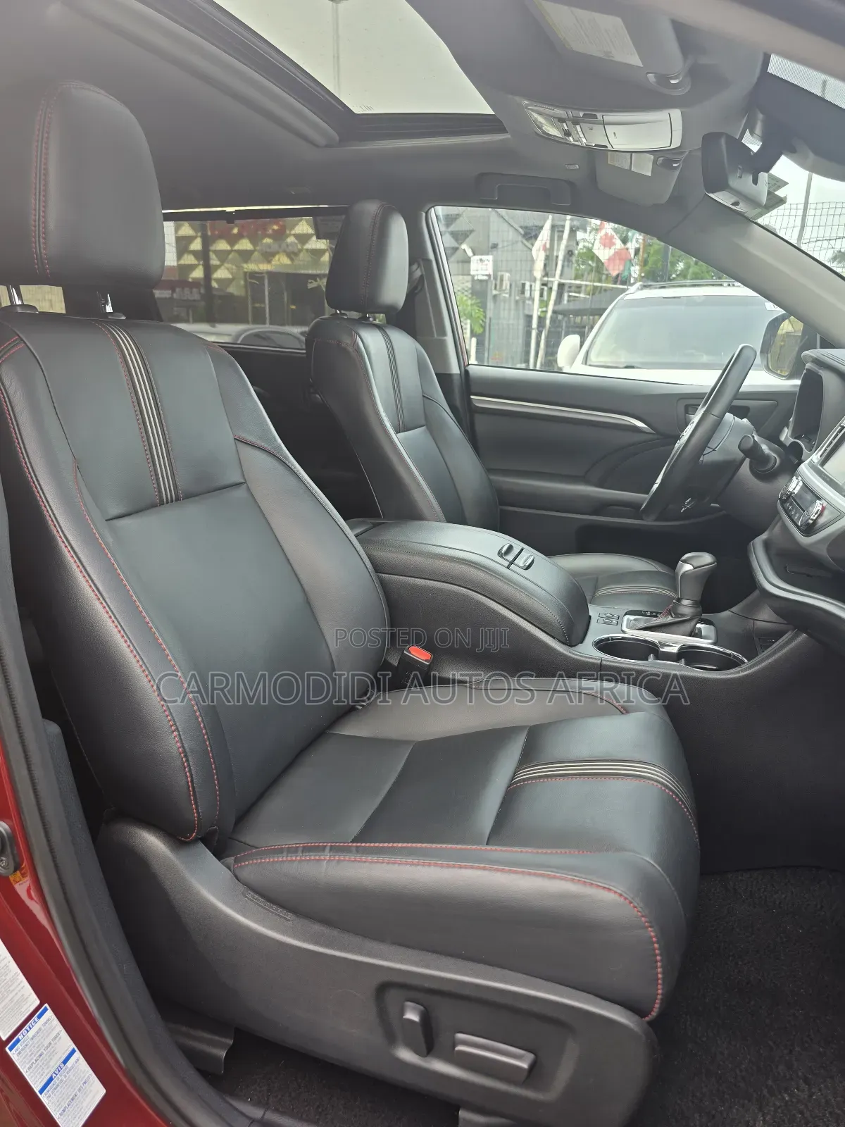 Toyota Highlander SE 2019 Burgundy