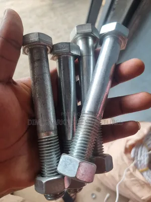 20mm X 150mm(6"L-8.8)Bolt Nut Galvanize