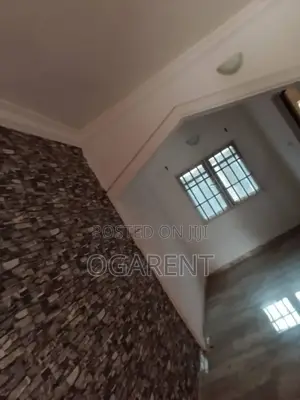 3bdrm Apartment in Benin City for rent
