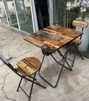 Reading Table and 2 Chairs