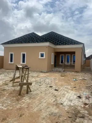 Photo - 3bdrm Bungalow in Minna for sale