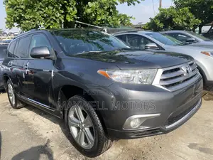 Toyota Highlander 2013 Gray