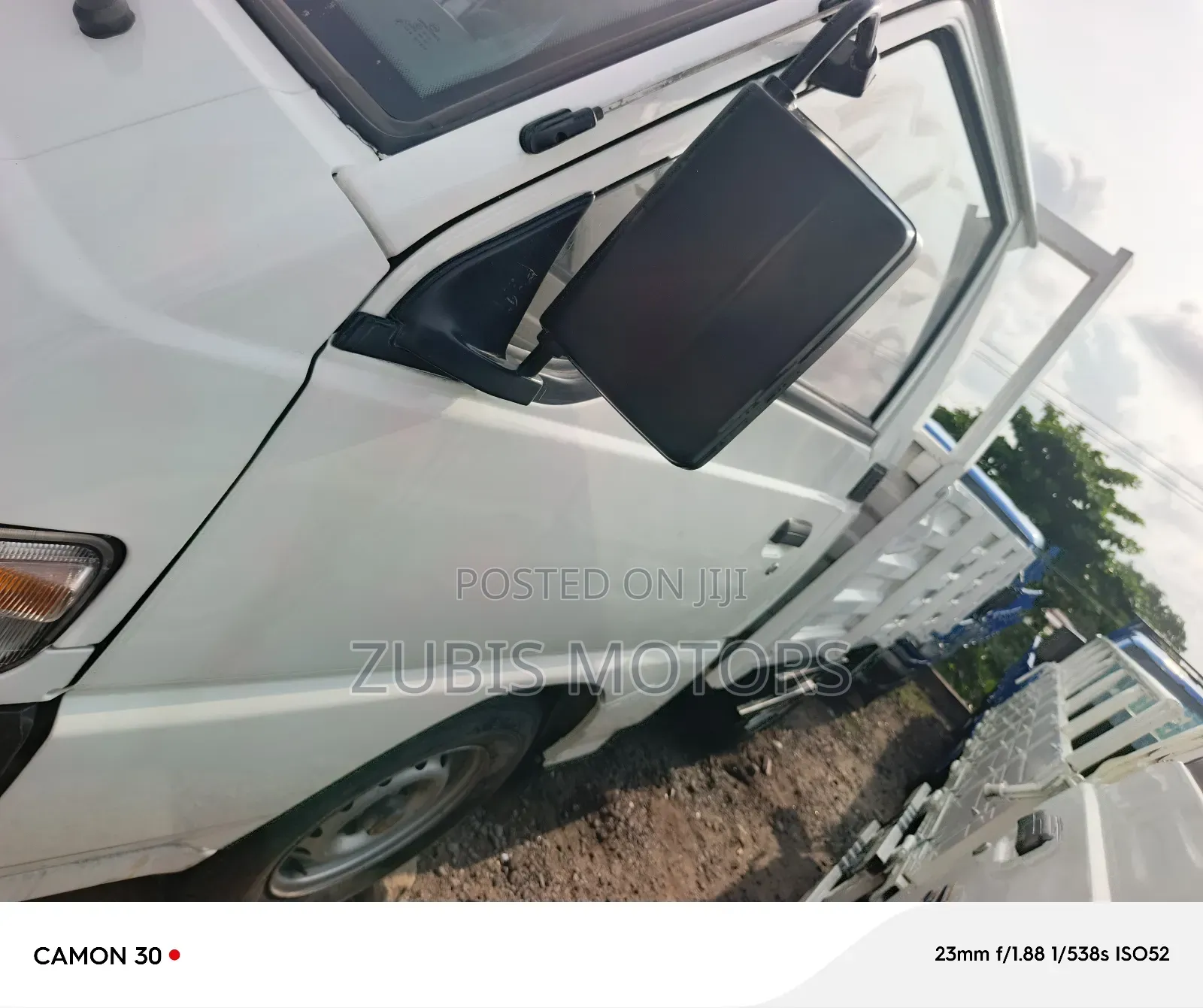 Mitsubishi Delica 2005 White