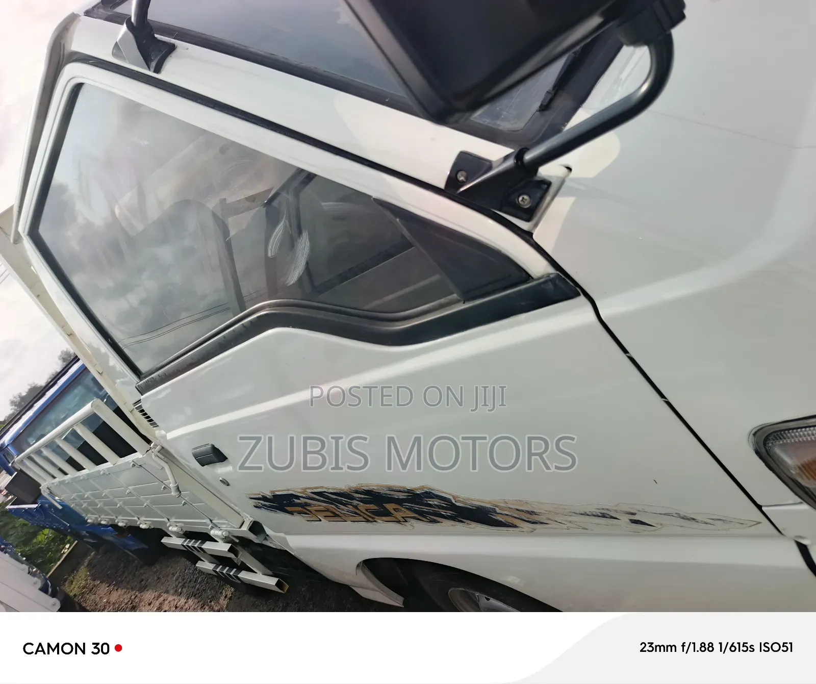 Mitsubishi Delica 2005 White