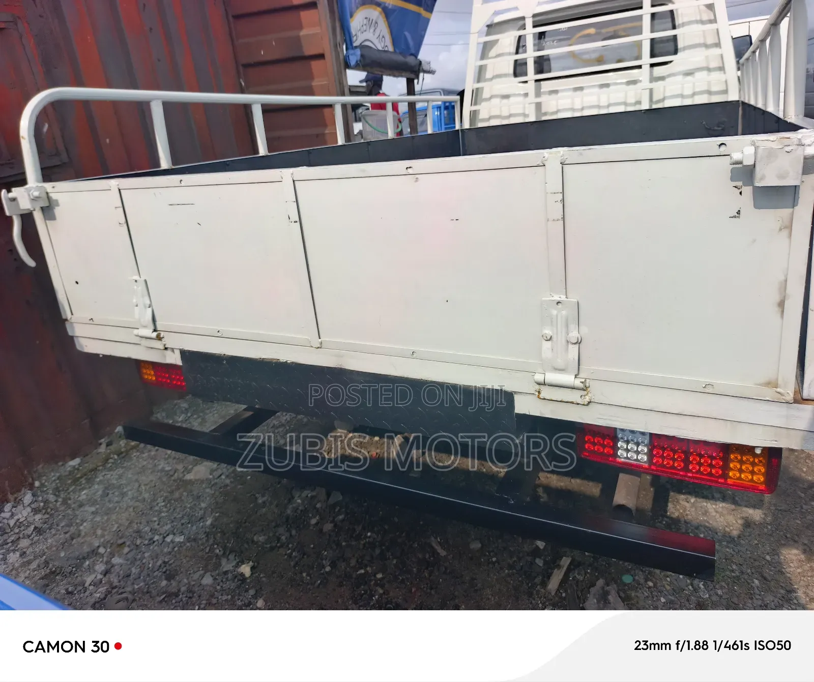 Mitsubishi Delica 2005 White