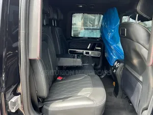 New Mercedes-Benz G-Class 2024 Black