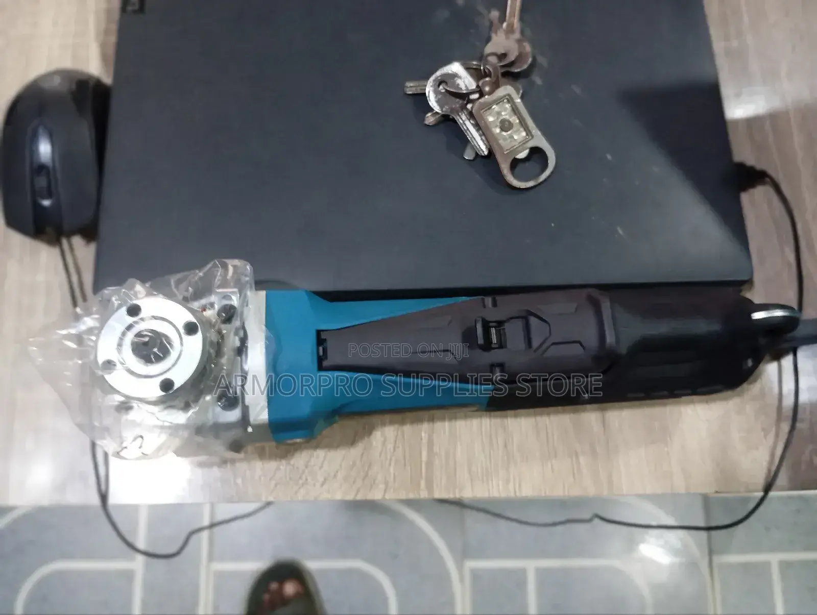 Makita Angle Grinder 5"(Ga 5050r)