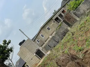 2bdrm Block of Flats in Isieke Housing, Umuahia for sale