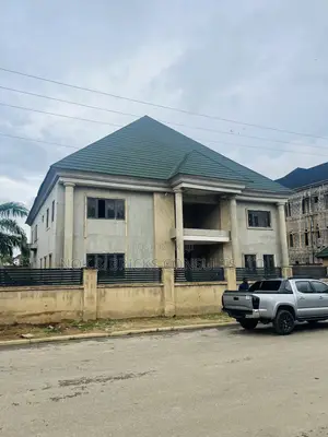 7bdrm Duplex in Private Property, Jahi for sale