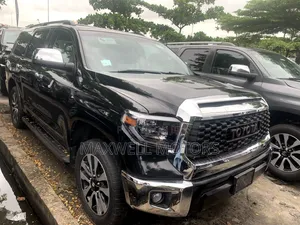 Toyota Sequoia Platinum 4dr SUV (5.7L 8cyl 6A) 2015 Black