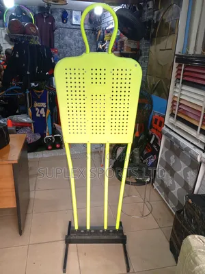 Free Kick Stand