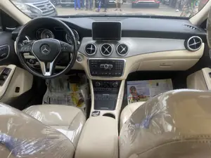 Mercedes-Benz GLA 250 2015 Brown