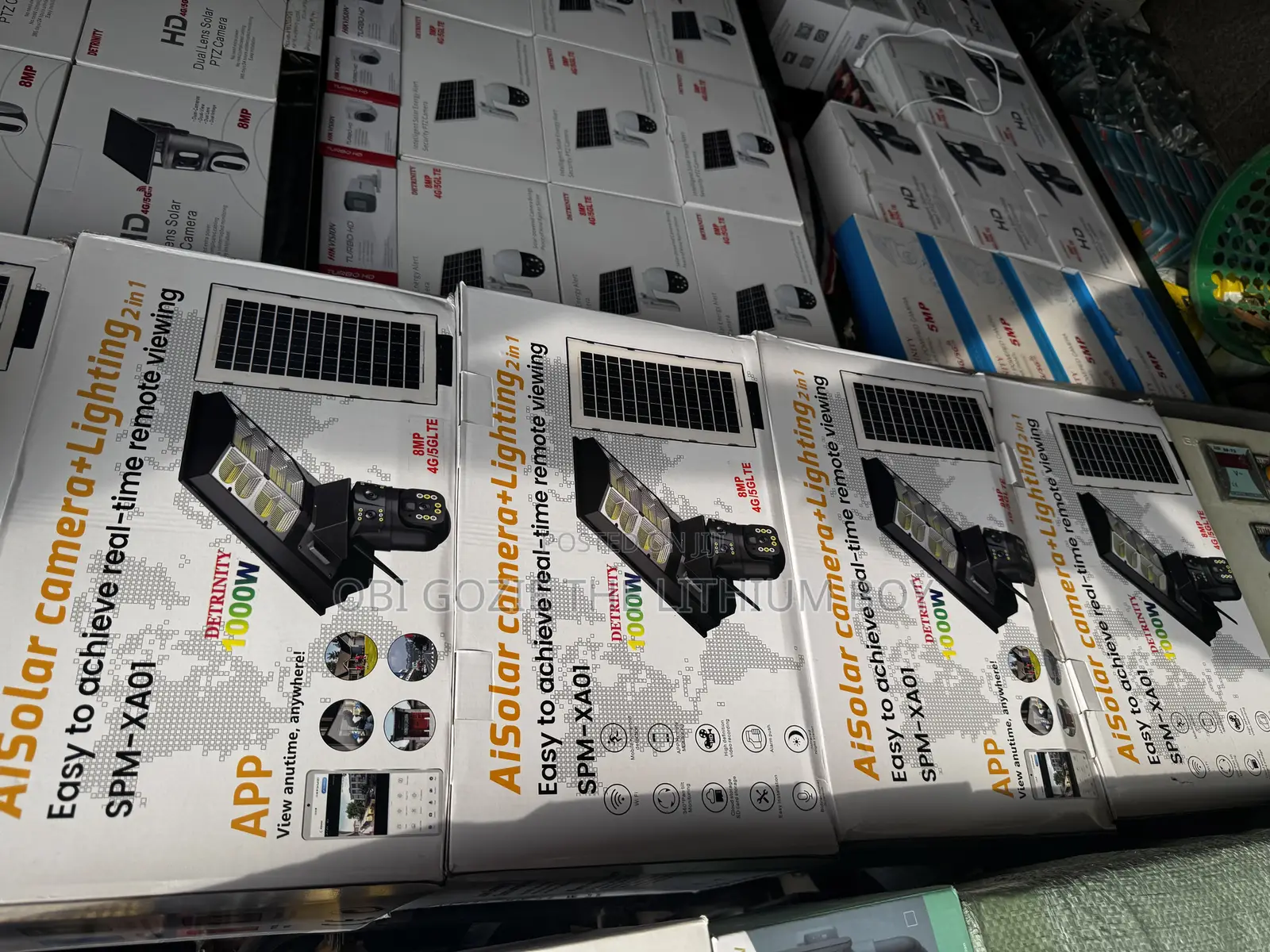 Aisolar Camera Lighting 2 in 1 Solar Security Camera Light.