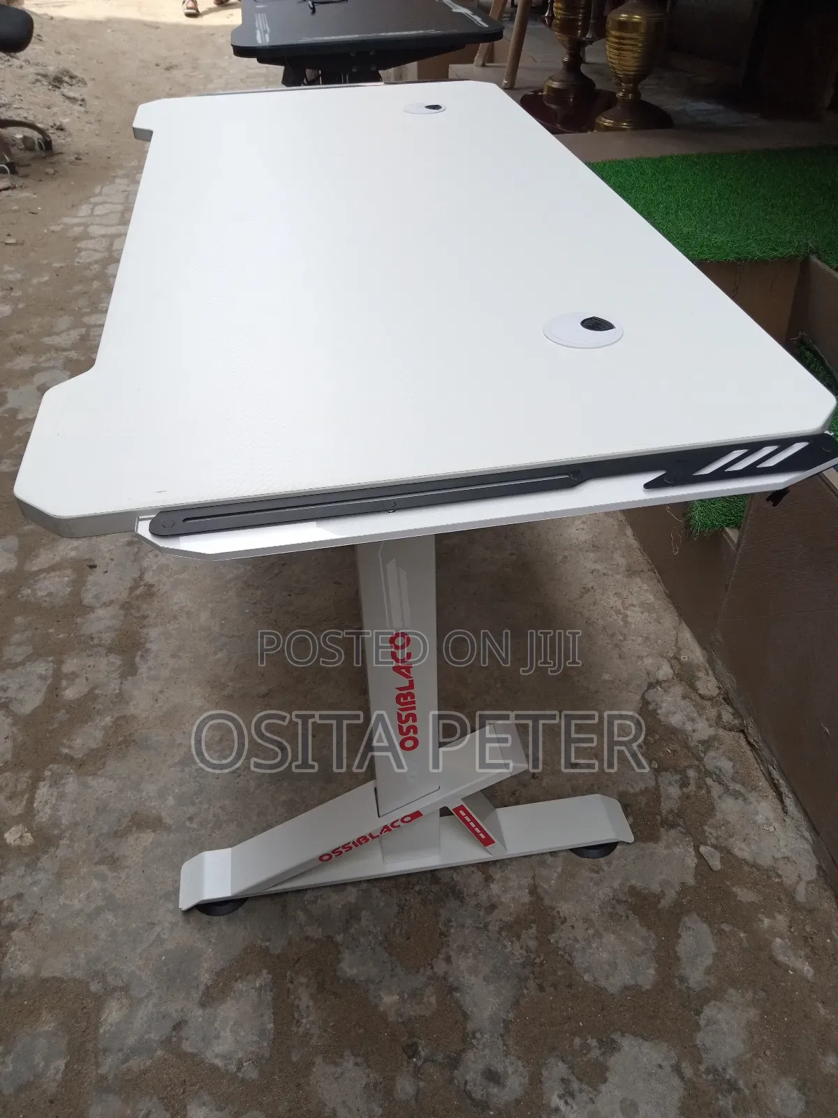 New Adjustable Height Table, 1.4 Meter White Color