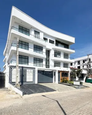 Photo - 4bdrm Mansion in Lekki Phase 1 for rent