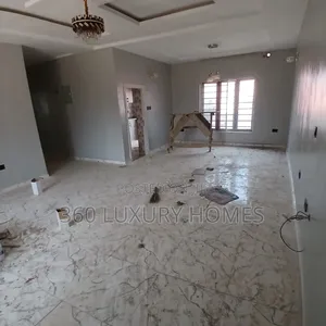 Photo - 3bdrm Block of Flats in Von Axis Estate for sale