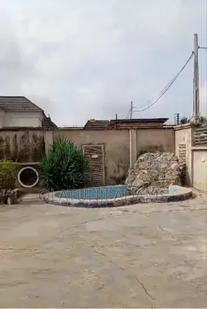 Furnished 4bdrm Penthouse in Federal Housing, Osogbo for sale