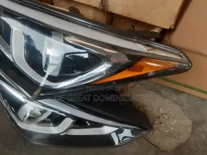 Set of Headlamp for Hyundai Santa Fe 2017