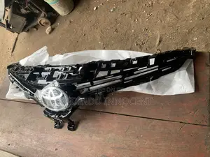 Front Grill With Logo Toyota Camry 2018 Sport Model New One