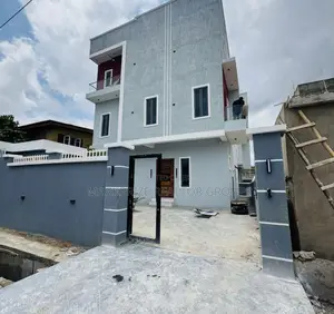 5bdrm Duplex in Adeniyi Jones Lagos for sale