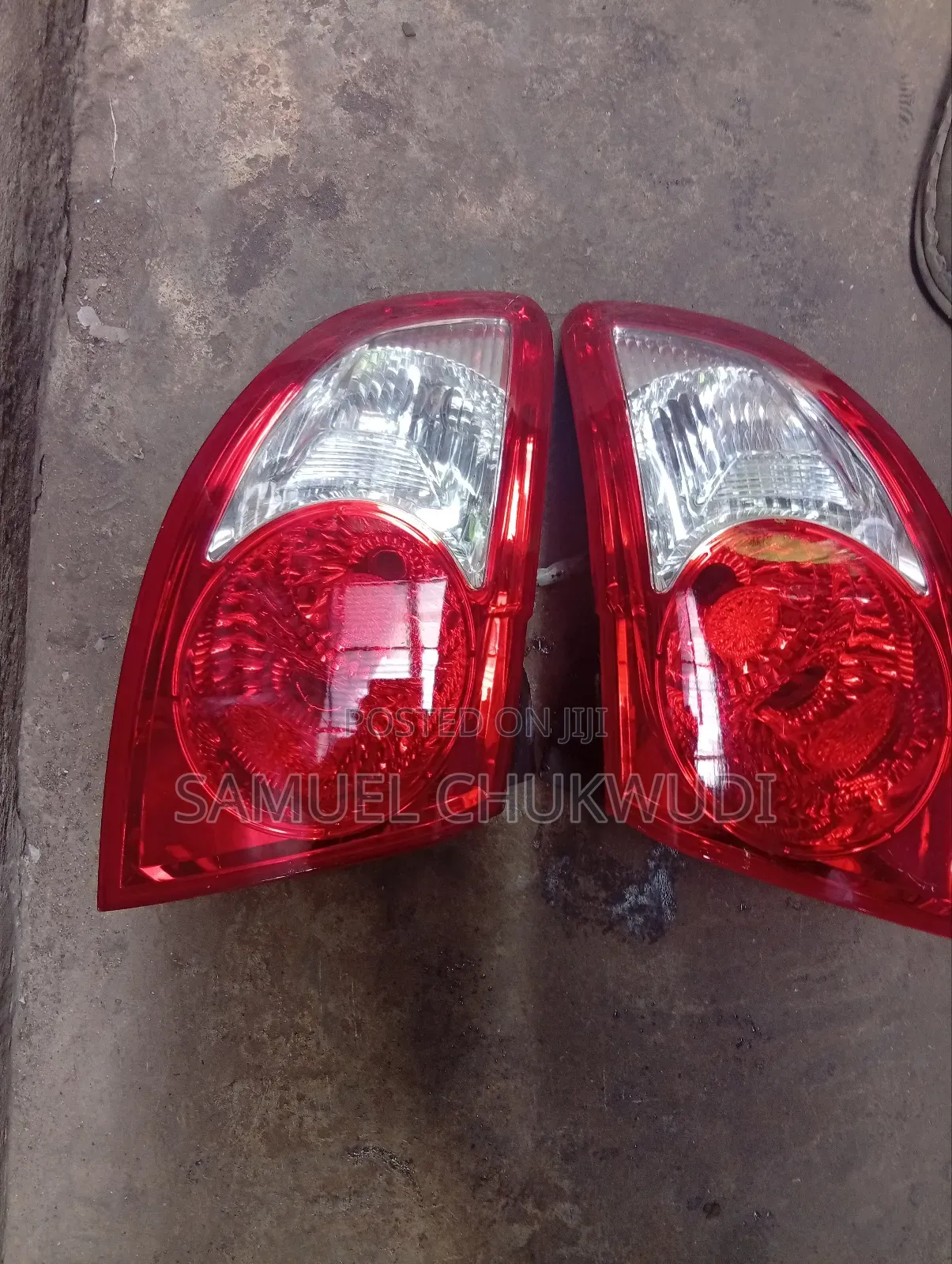 Hyundai Santa Fe 2010 Back Light
