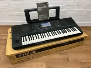 Yamaha Keyboard PSR 900