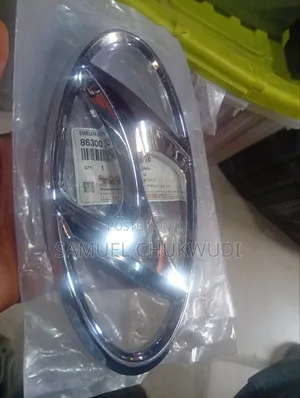 Logo for Hyundai Santa Fe 2012-2018