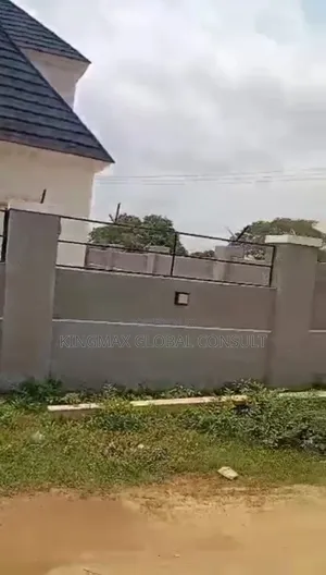 Furnished 4bdrm Duplex in Lugbe District for sale