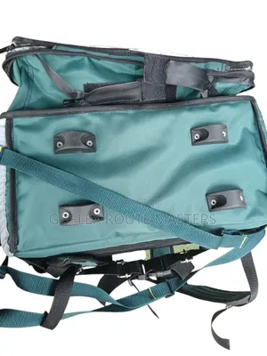 Expandable/Foldable Insulated Food Delivery Bag