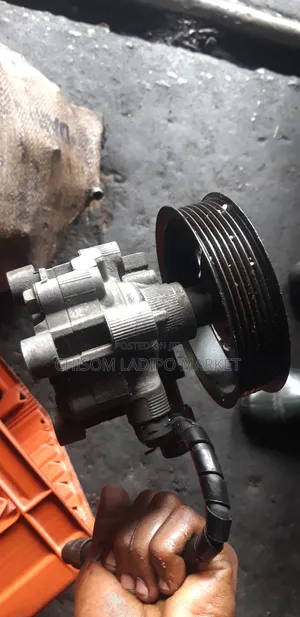 Power Steering Pump for Toyota Solara 2003,2004,2005,2007