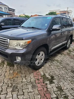 Toyota Land Cruiser 4.6 V8 VX-R 2013 Gray