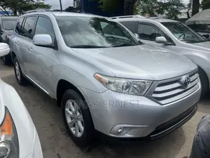 Toyota Highlander 2013 Silver