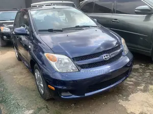 Photo - Scion xA Base 2006 Blue
