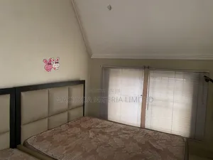 3bdrm Apartment in Ikeja for rent