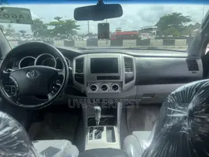 Toyota Tacoma 2012 Gray