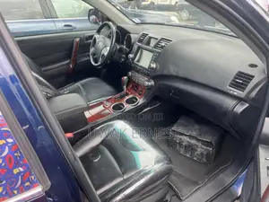 Toyota Highlander Limited 2012 Blue