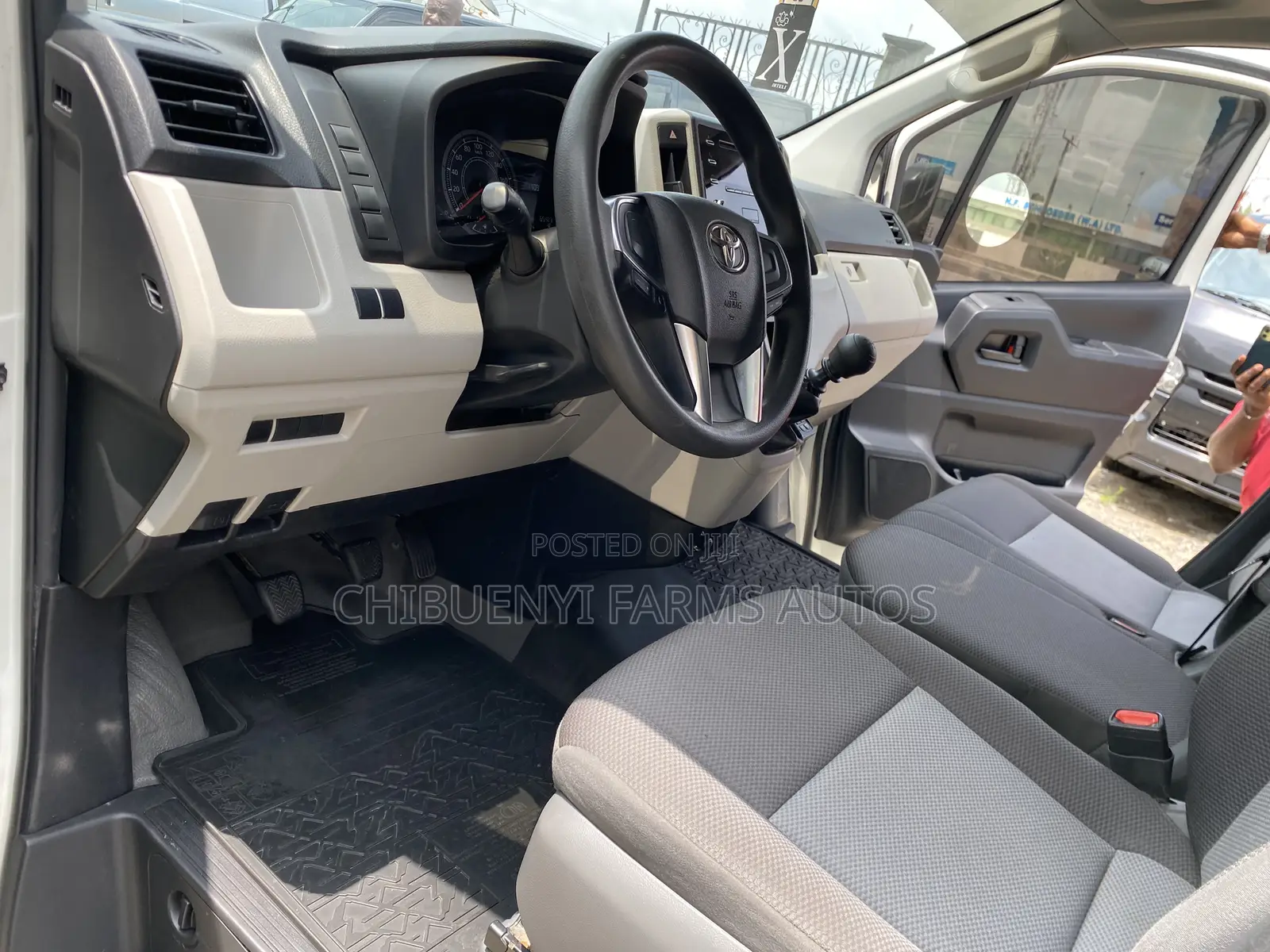 Toyota HiAce 2023 White
