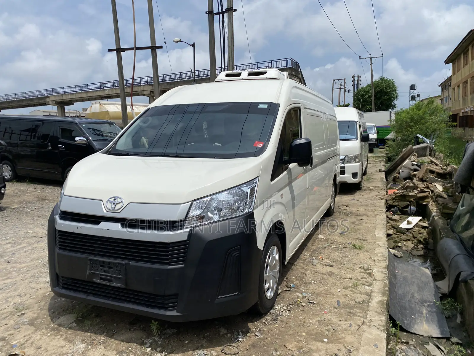 Toyota HiAce 2023 White