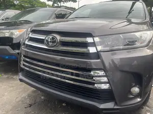 Toyota Highlander Limited V6 4x4 (3.5L 6cyl 6A) 2016 Gray