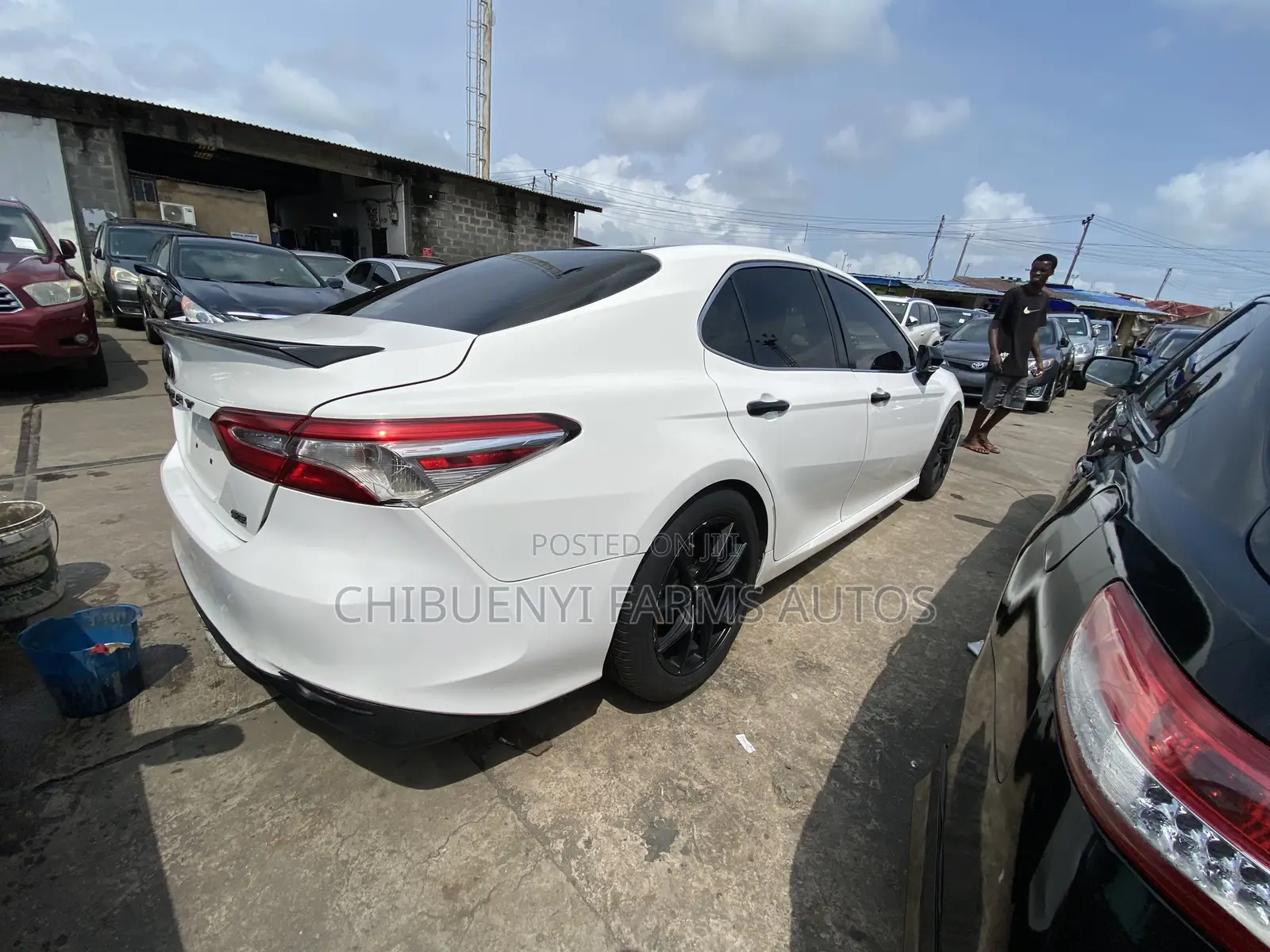 Toyota Camry 2019 White
