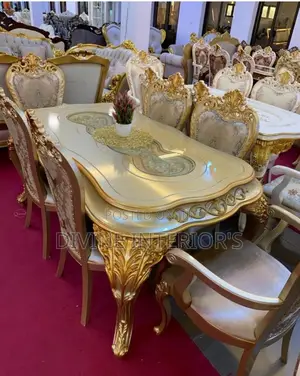 Luxurious Royal Dinning Sets With Chairs