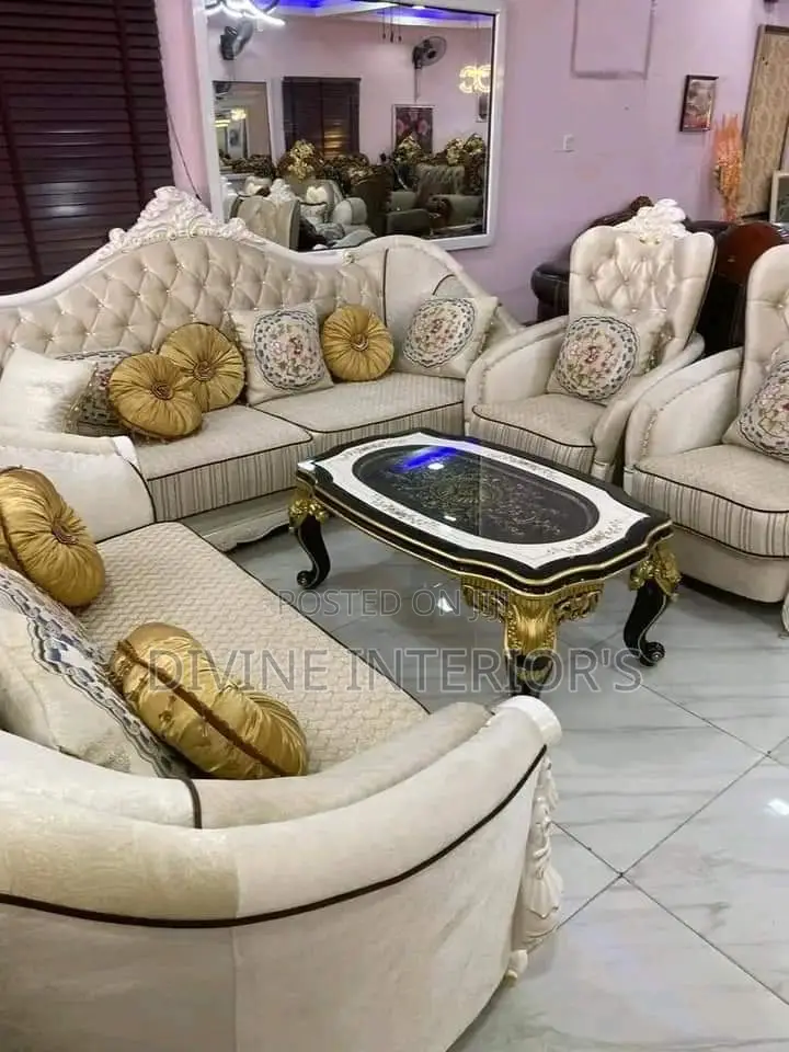 Luxurious Royal Sofa Chair Set